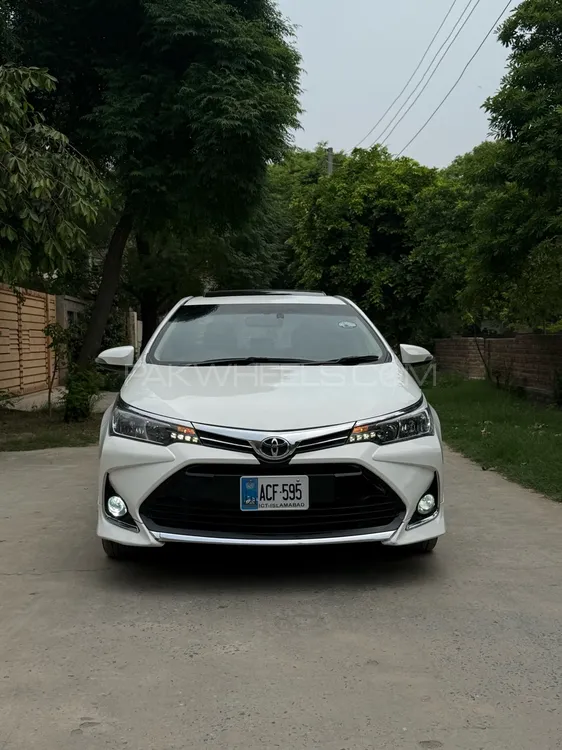 Toyota Corolla 2017 for Sale in Lahore Image-1