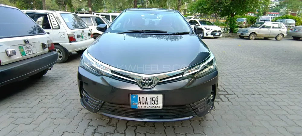 Toyota Corolla 2020 for Sale in Islamabad Image-1
