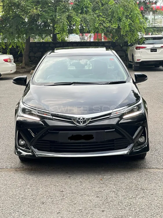 Toyota Corolla 2021 for Sale in Islamabad Image-1