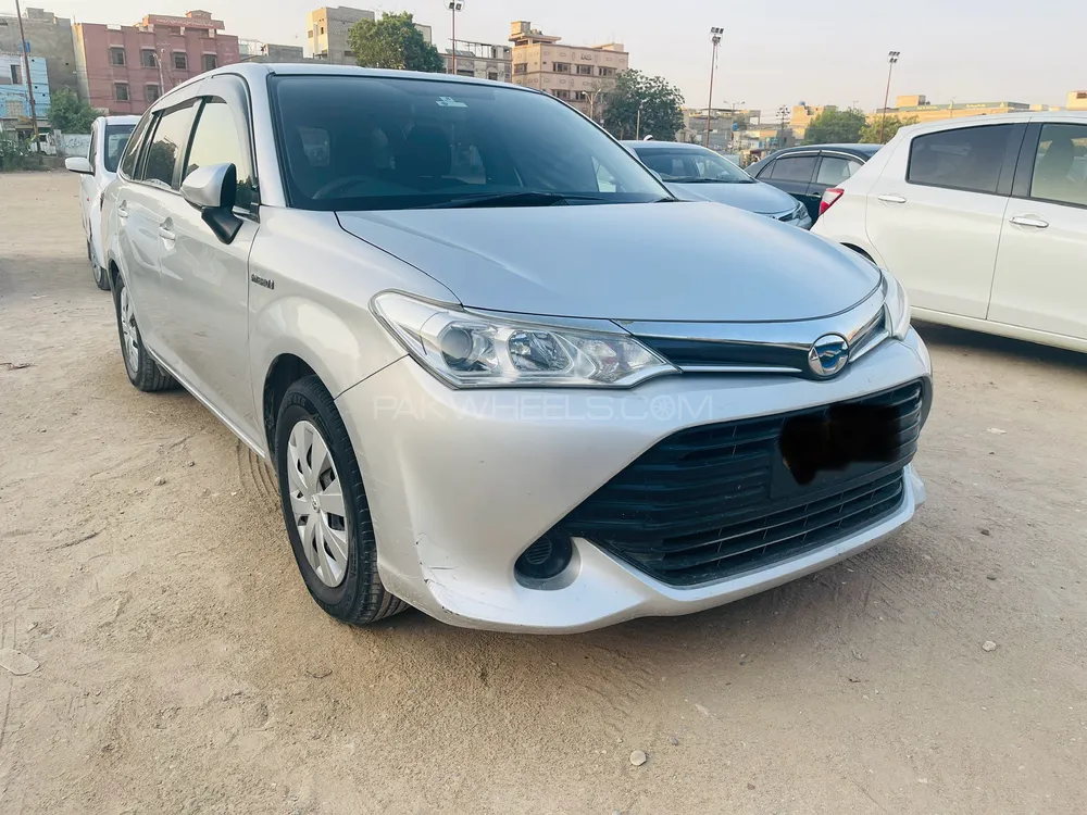 Toyota Corolla Fielder 2017 for Sale in Karachi Image-1