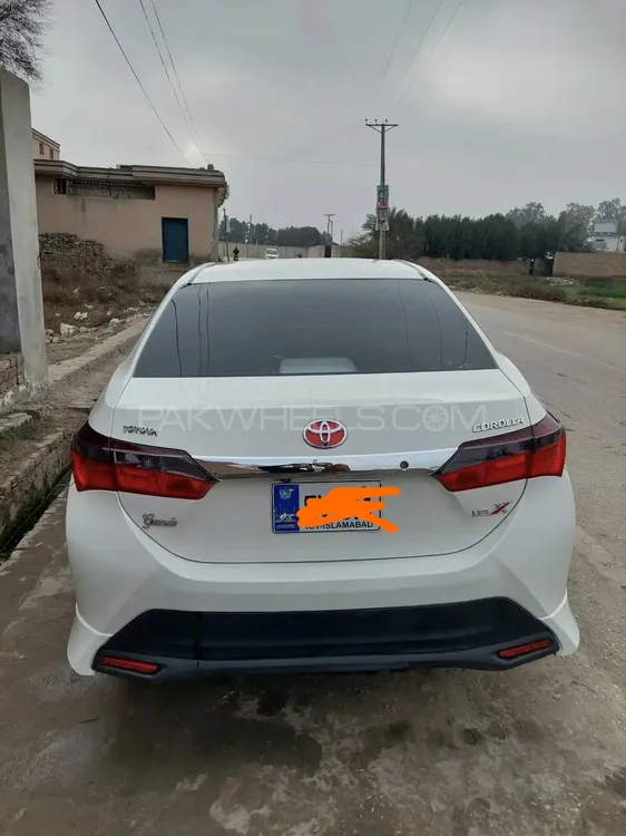 Toyota Corolla 2015 for Sale in Dera ismail khan Image-1