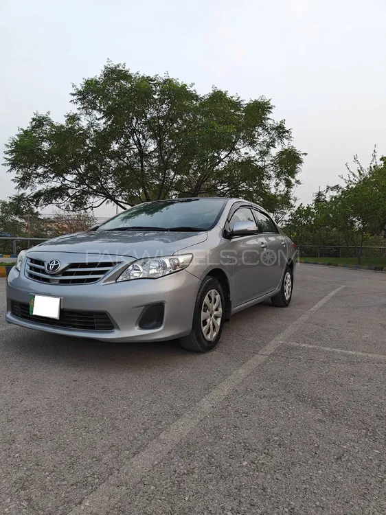 Toyota Corolla 2013 for Sale in Islamabad Image-1