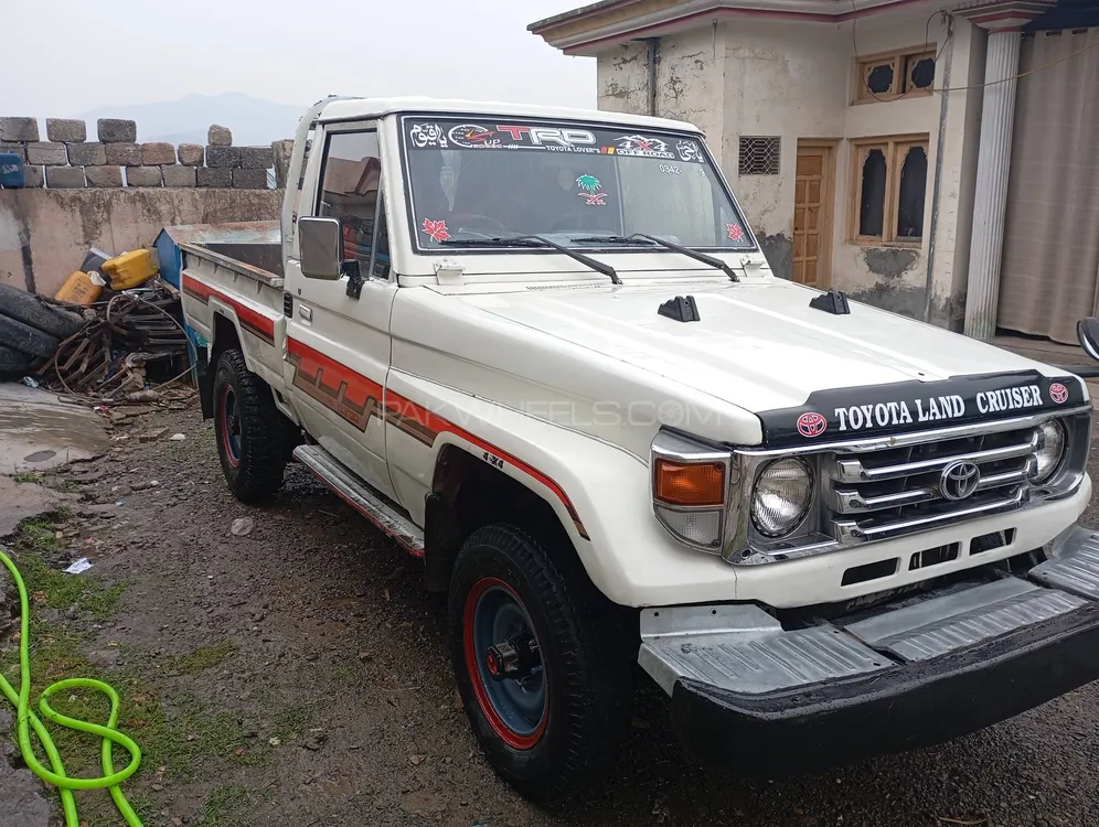 Toyota Land Cruiser 1985 for Sale in Abbottabad Image-1