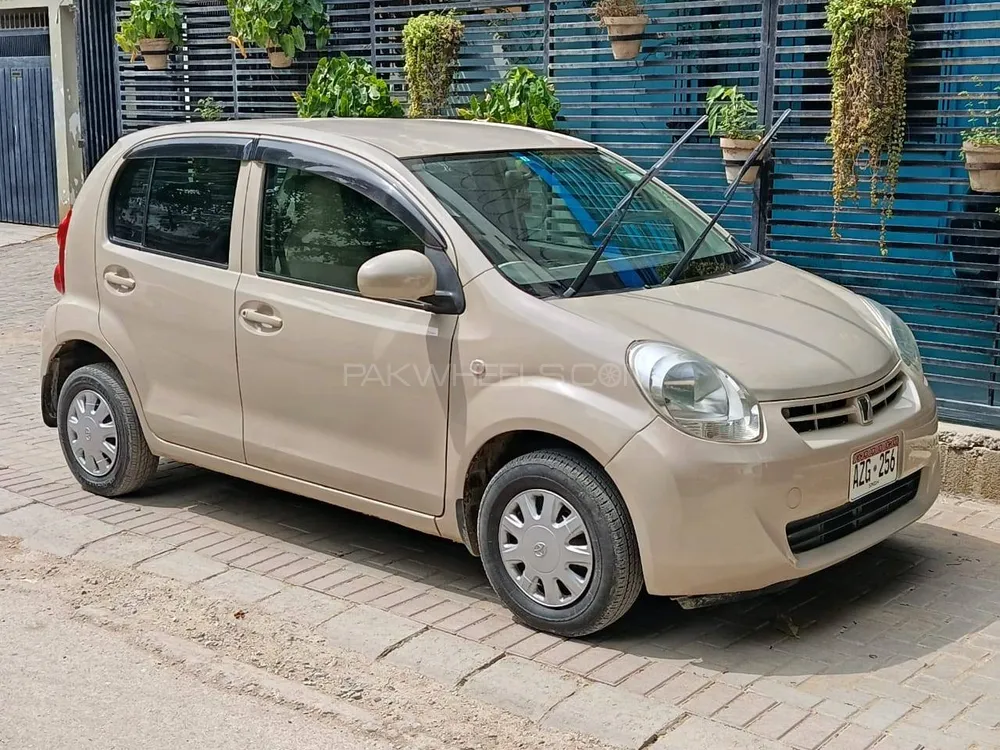 Toyota Passo 2010 for Sale in Karachi Image-1