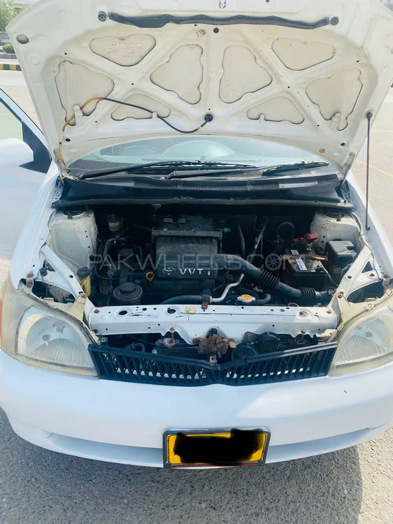 Toyota Platz 2002 for Sale in Karachi Image-1