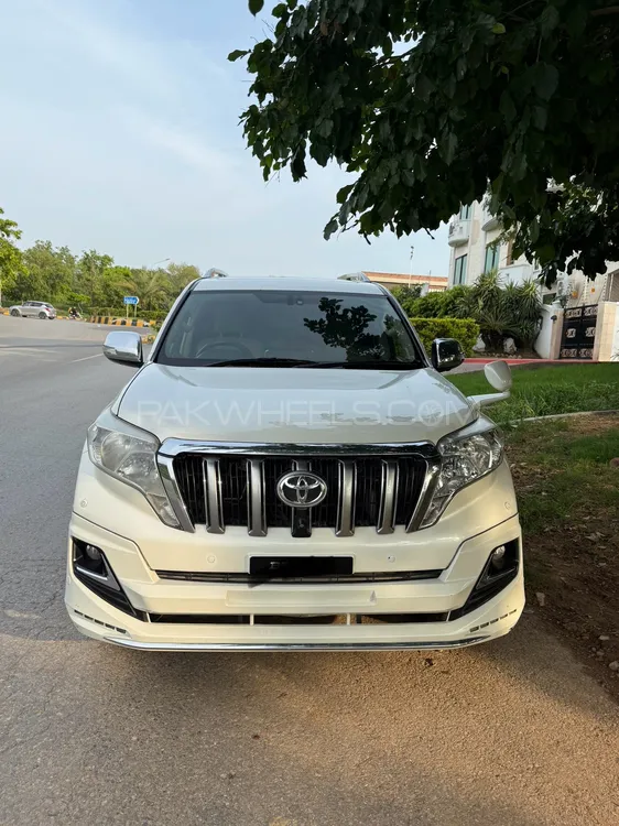Toyota Prado 2011 for Sale in Islamabad Image-1