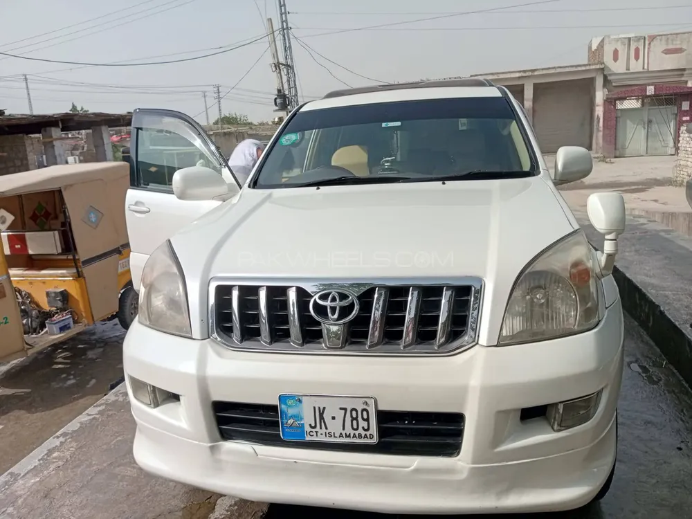 Toyota Prado 2004 for Sale in Haripur Image-1