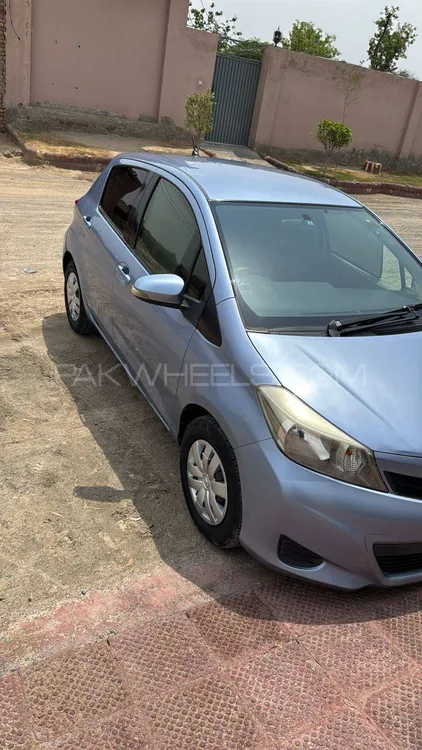 Toyota Vitz 2016 for Sale in Bahawalpur Image-1