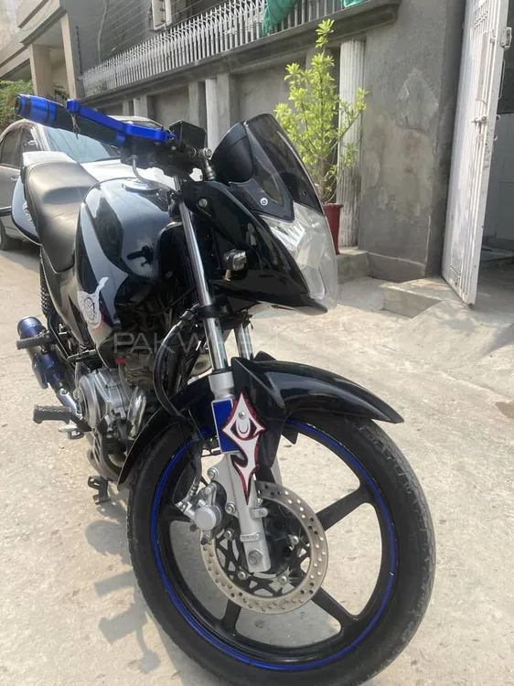 Yamaha YBR 125 2017 for Sale Image-1