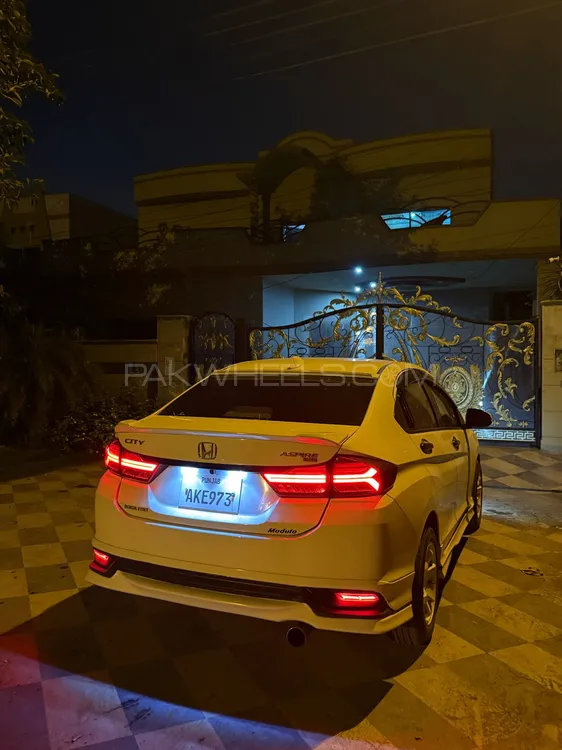 Honda City 2022 for Sale in Lahore Image-1