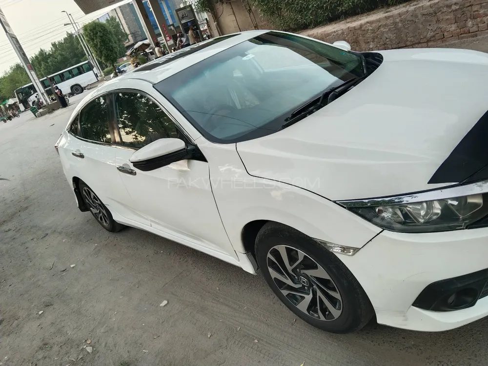 Honda Civic 2018 for Sale in Faisalabad Image-1