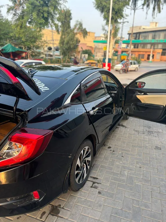 Honda Civic 2018 for Sale in Rawalpindi Image-1