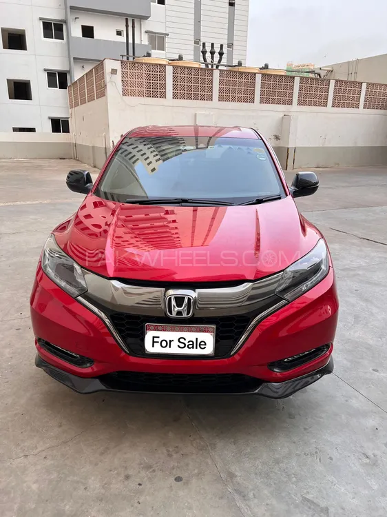 Honda Vezel 2016 for Sale in Karachi Image-1