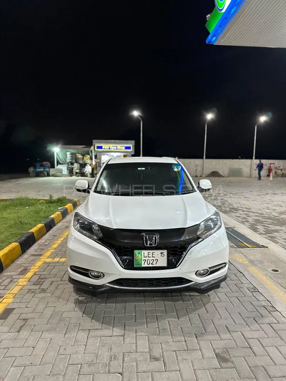 Honda Vezel 2014 for Sale in Islamabad Image-1