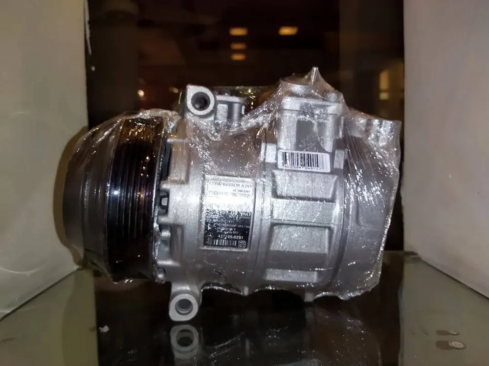 Mercedes Benz AC Compressor Clutch OEM Image-1