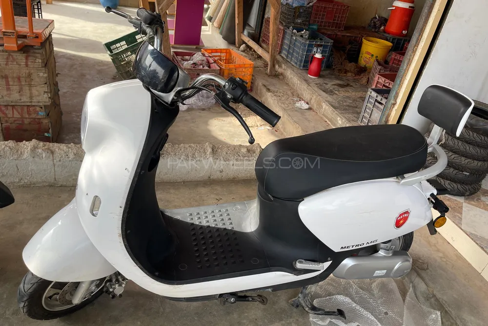 Metro M6 Empower 2025 for Sale Image-1