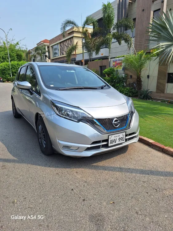Nissan Note 2018 for Sale in Multan Image-1