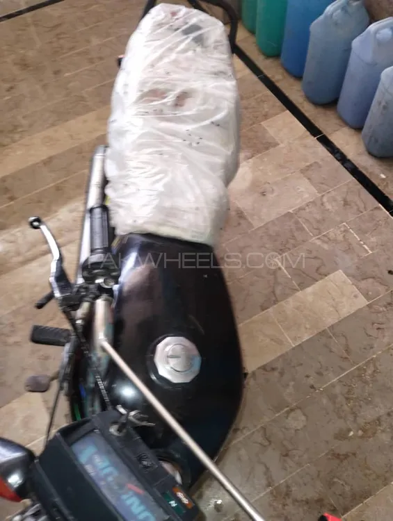 Super Star CD 70 2007 for Sale Image-1
