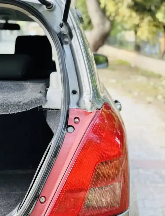 Suzuki Swift 2011 for Sale in Lahore Image-1