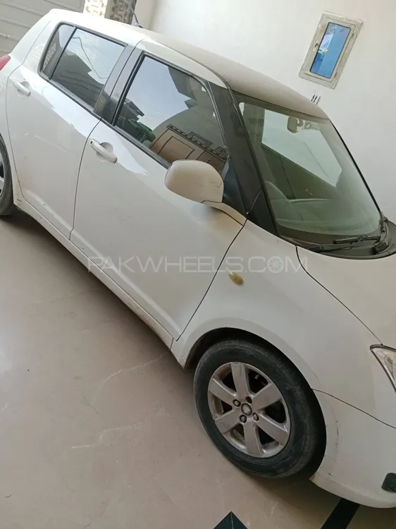 Suzuki Swift 2012 for Sale in Faisalabad Image-1