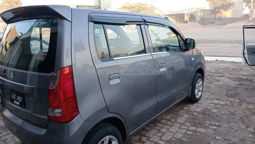 Suzuki Wagon R 2017 for Sale in Faisalabad Image-1