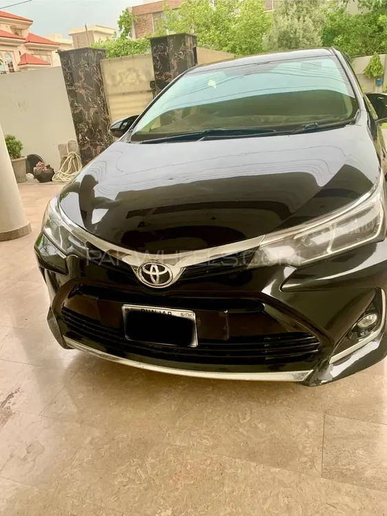 Toyota Corolla 2017 for Sale in Lahore Image-1