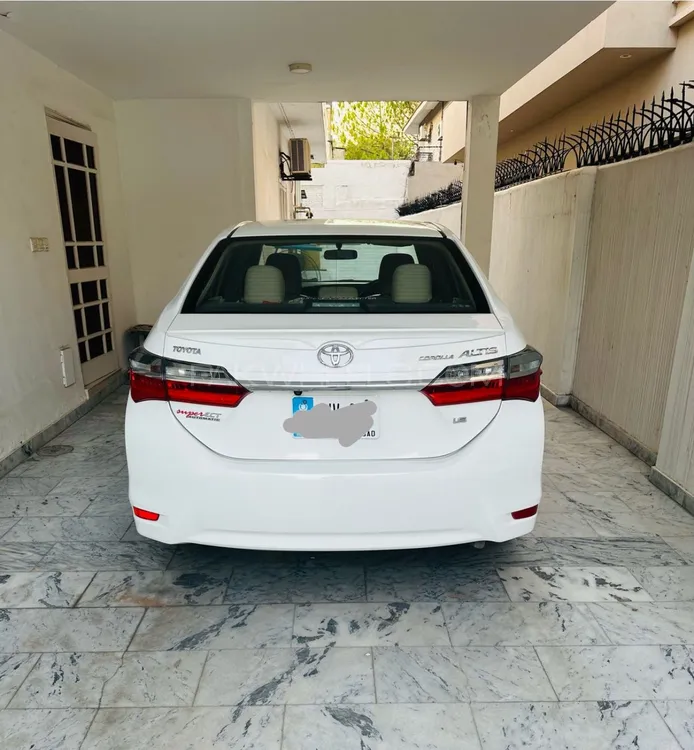 Toyota Corolla 2018 for Sale in Islamabad Image-1
