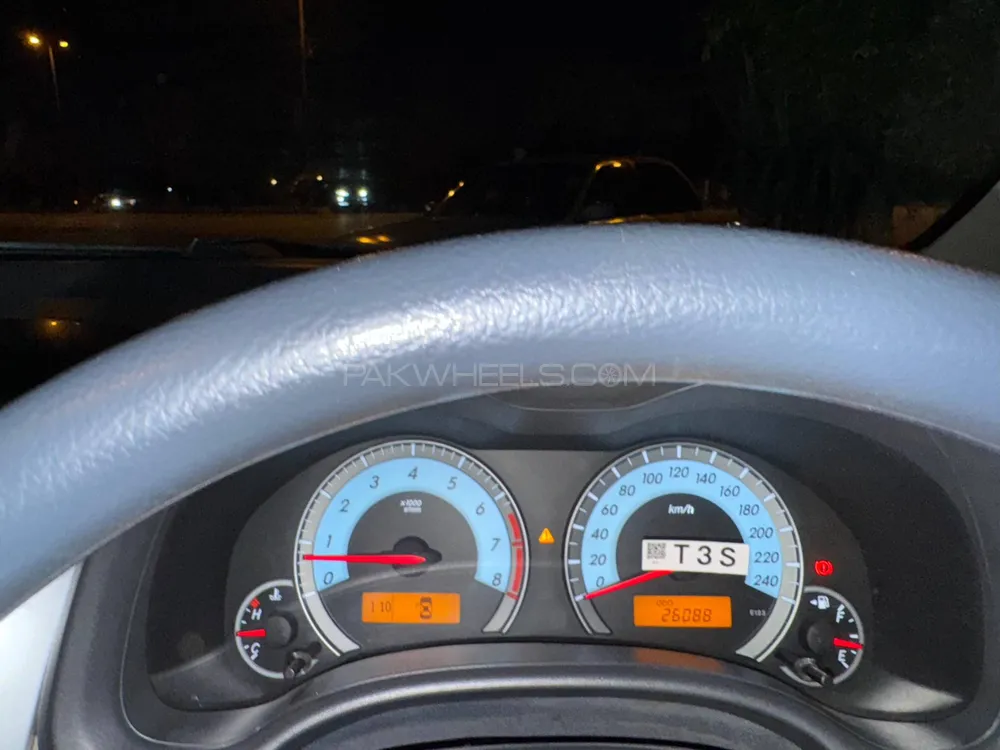 Toyota Corolla 2013 for Sale in Lahore Image-1