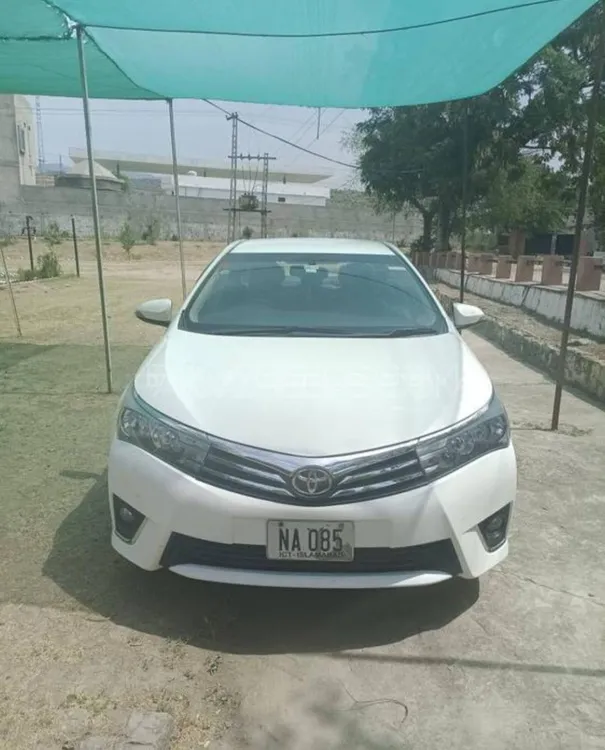 Toyota Corolla 2015 for Sale in Islamabad Image-1