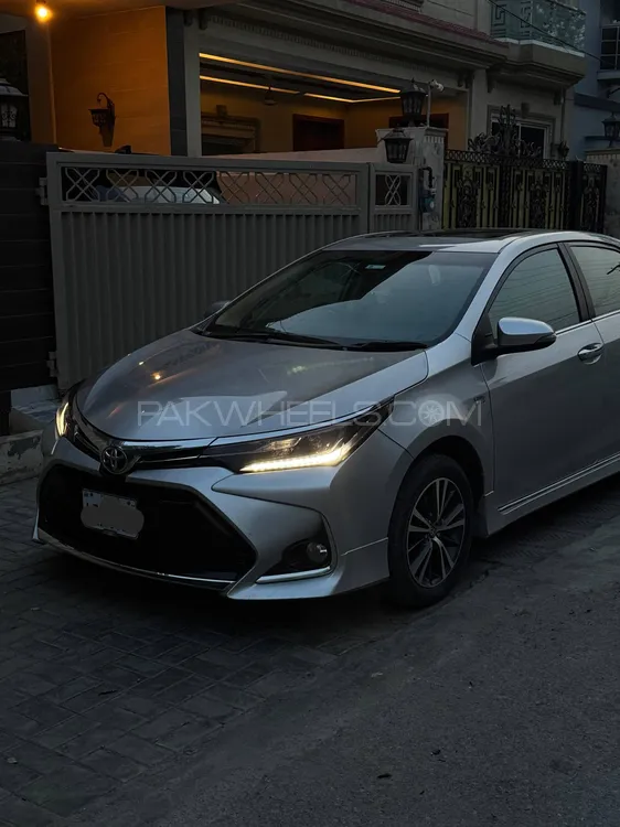 Toyota Corolla 2018 for Sale in Lahore Image-1