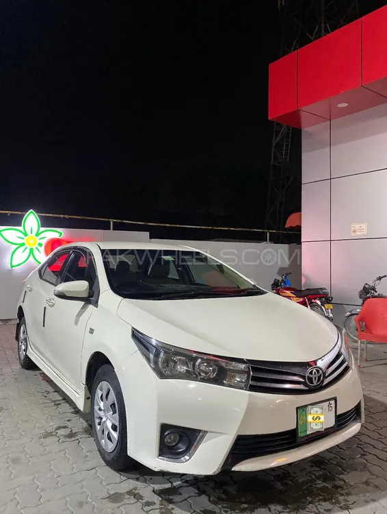 Toyota Corolla 2015 for Sale in Lahore Image-1