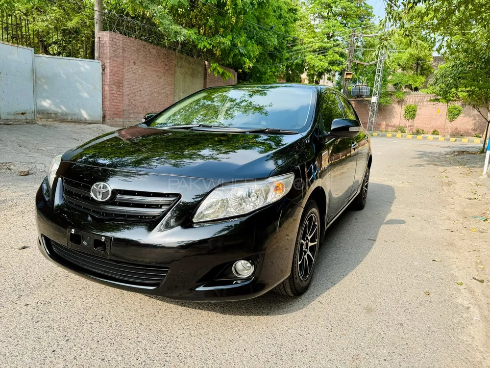 Toyota Corolla 2011 for Sale in Lahore Image-1