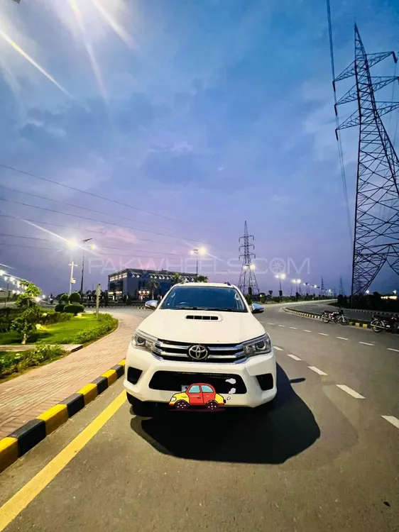 Toyota Hilux 2006 for Sale in Gujranwala Image-1