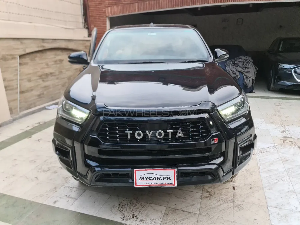 Toyota Hilux 2023 for Sale in Lahore Image-1