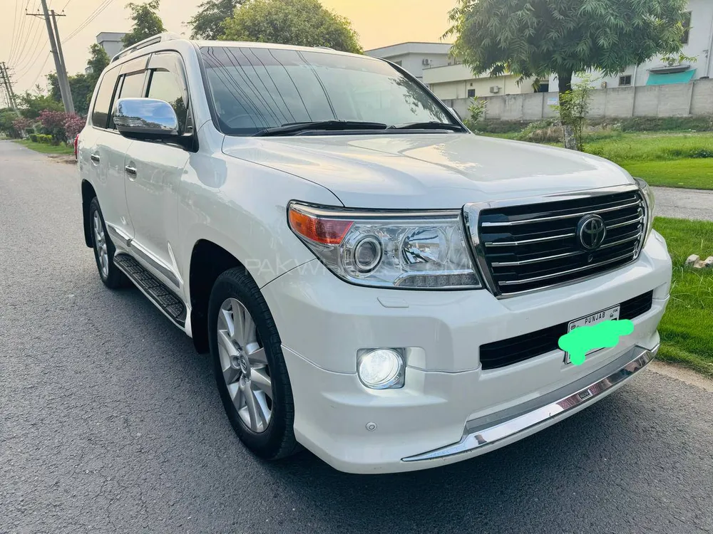 Toyota Land Cruiser 2013 for Sale in Gujranwala Image-1