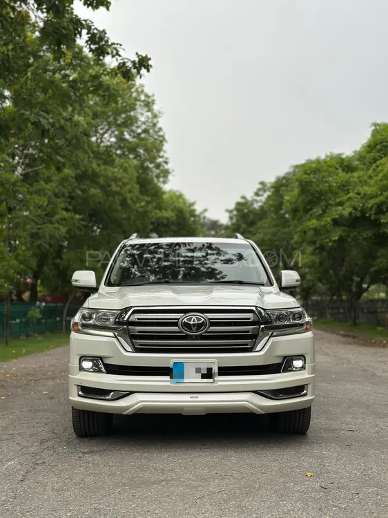 Toyota Land Cruiser 2016 for Sale in Lahore Image-1