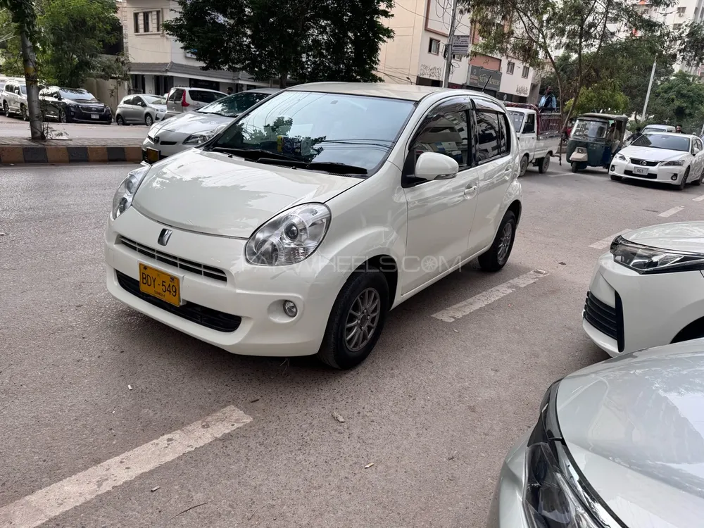 Toyota Passo 2011 for Sale in Karachi Image-1