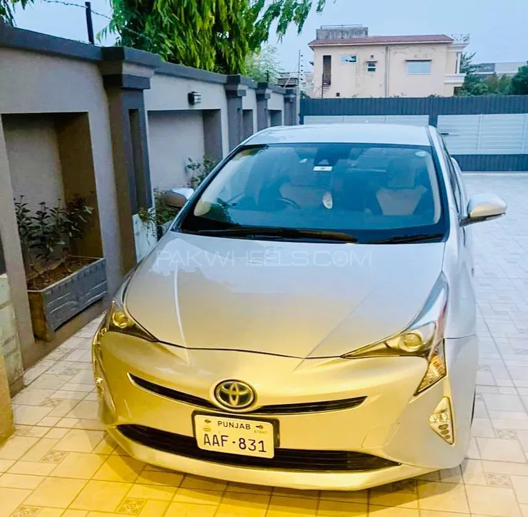 Toyota Prius 2020 for Sale in Lahore Image-1
