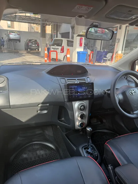 Toyota Vitz 2007 for Sale in Lahore Image-1