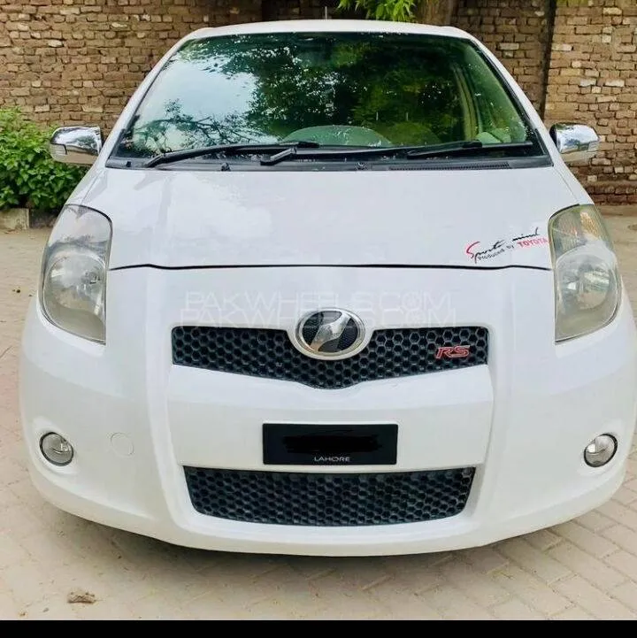 Toyota Vitz 2006 for Sale in Peshawar Image-1