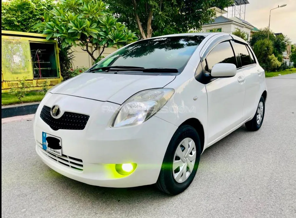 Toyota Vitz 2007 for Sale in Islamabad Image-1