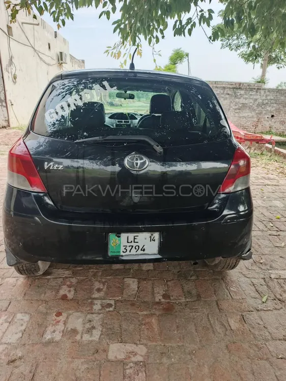 Toyota Vitz 2010 for Sale in Mandi bahauddin Image-1