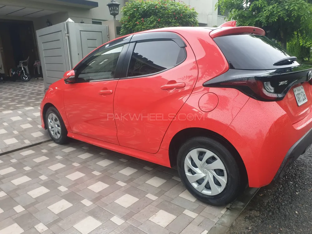 Toyota Yaris Hatchback 2020 for Sale in Lahore Image-1