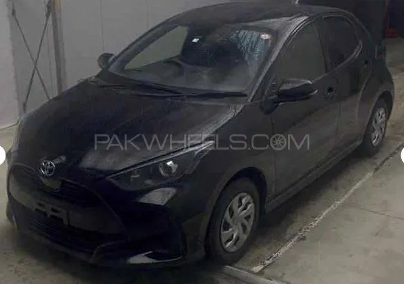 Toyota Yaris Hatchback 2021 for Sale in Peshawar Image-1