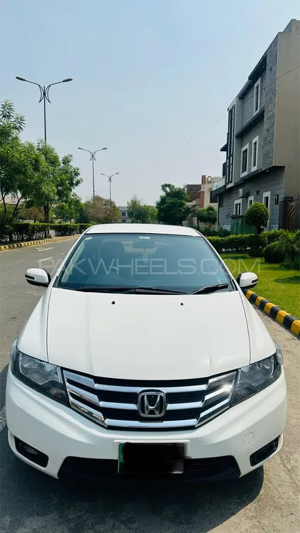 Honda City 2016 for Sale in Faisalabad Image-1