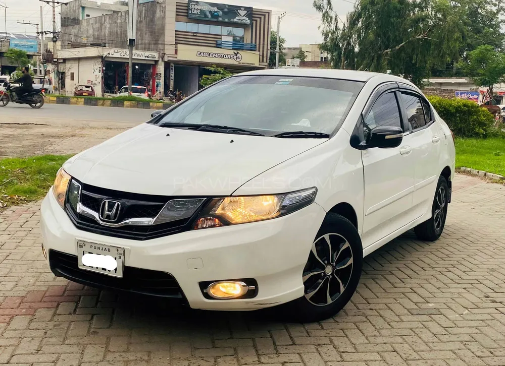 Honda City 2018 for Sale in Gujrat Image-1