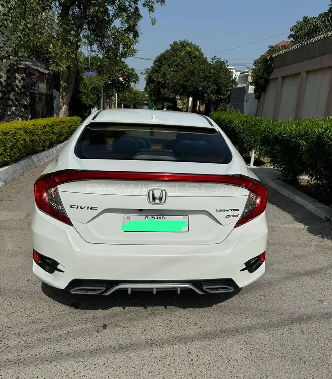 Honda Civic 2017 for Sale in Peshawar Image-1