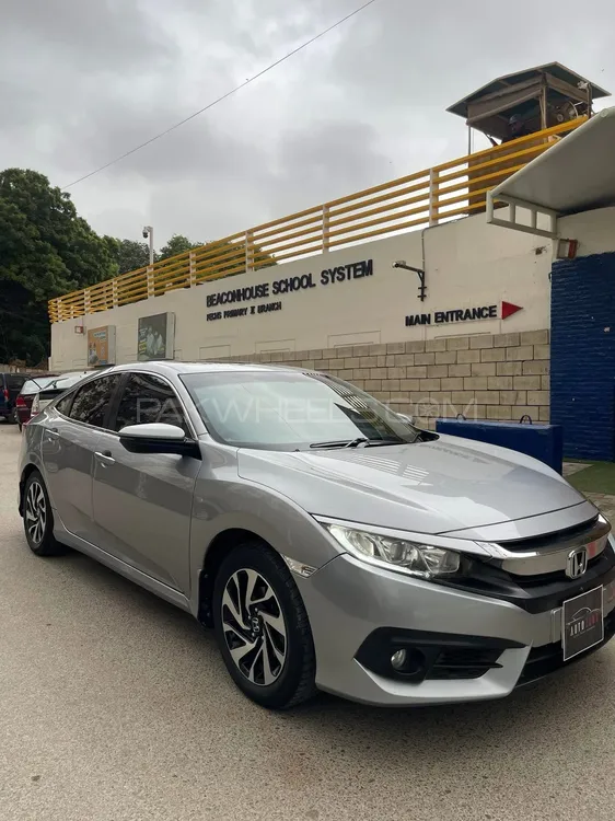 Honda Civic 2018 for Sale in Karachi Image-1