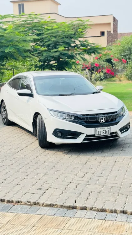 Honda Civic 2018 for Sale in Faisalabad Image-1
