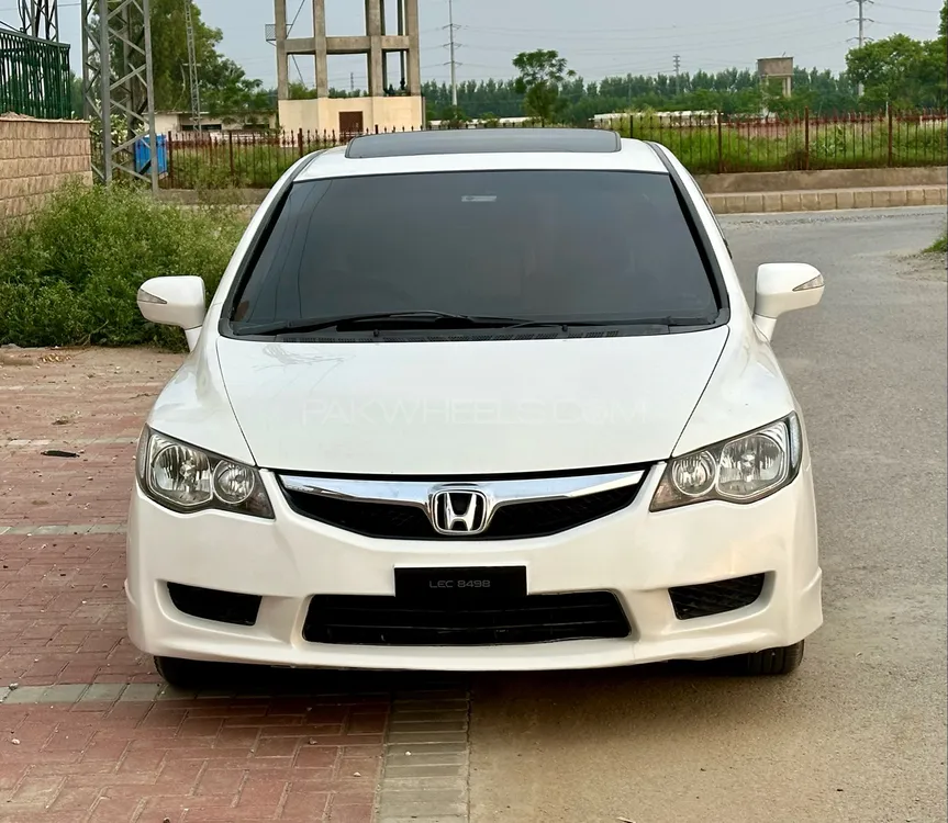 Honda Civic 2010 for Sale in Mardan Image-1